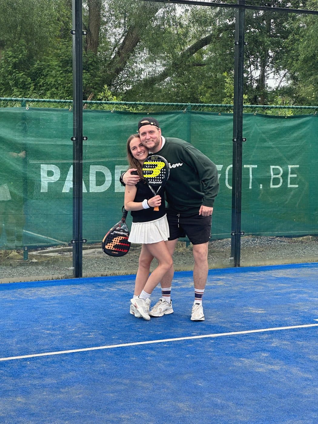 Twee collega's na een potje padel